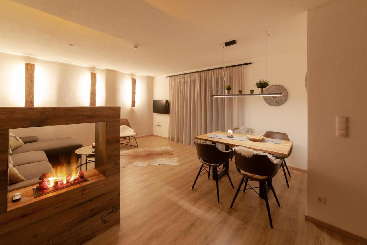 Alpen-Lounge Apartment 17 Fuegen Ngoại thất bức ảnh